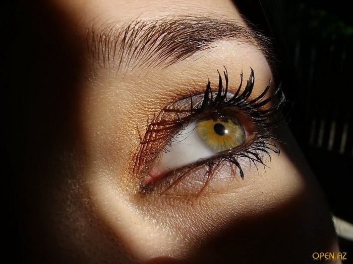 Как связаны цвет глаз и характер человека?