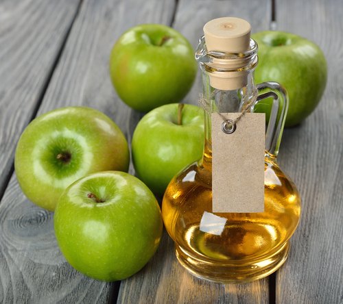 яблочный уксус и пищевая сода